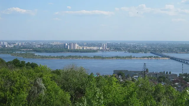Саратов — Энгельс
