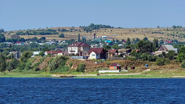 Саратов — Воскресенское